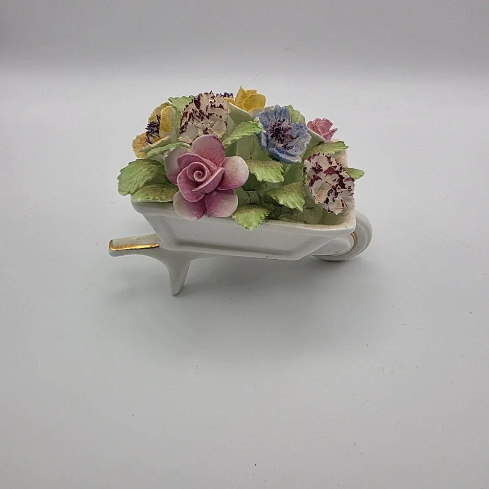 Royal‎ Adderley Floral Bone China Wheelbarrow Figurine Made in England Vintage
